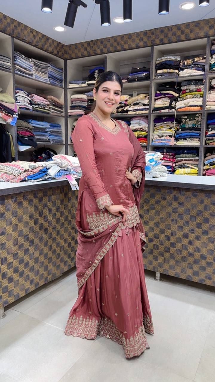 Chinon Skirt suit