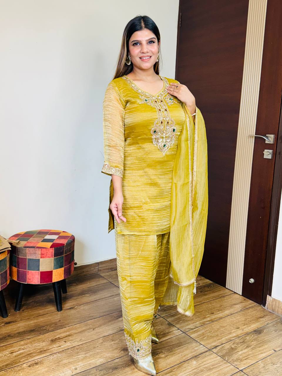 Mustard Salsa suit