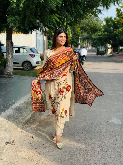 Aisha- Crepe Floral Handwork Suit