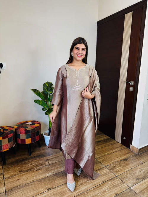 Roohi- Giraffe Handwork Suit