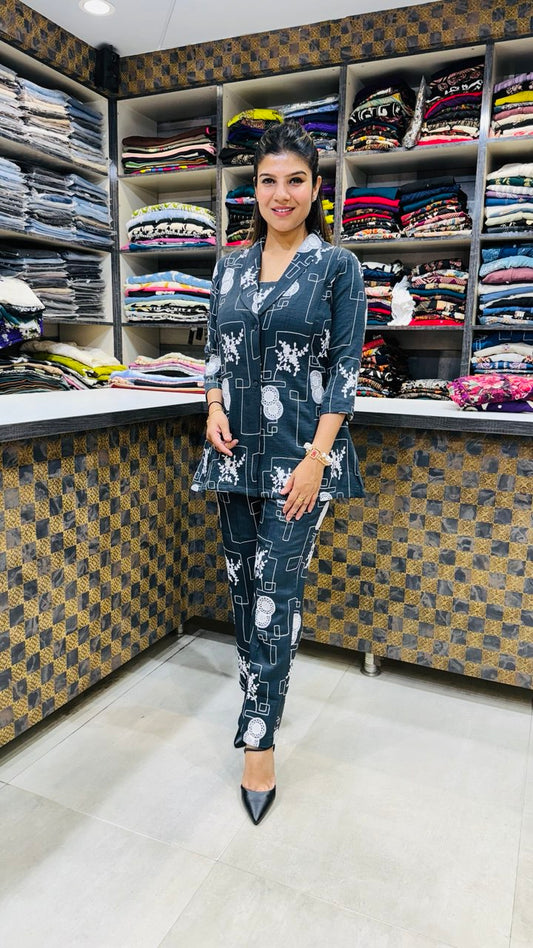 Threaded Elegance 3Pc Set