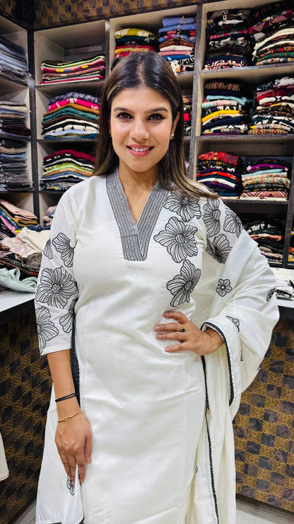 White Blossom Cotton Set