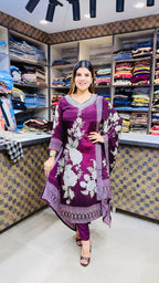 Mahira- Crepe Straight Suit