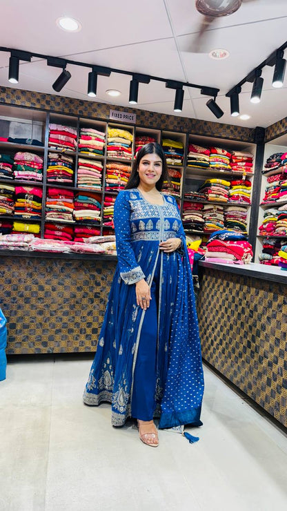 Royal 💙