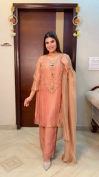 Neckless Crush Tissue Suit