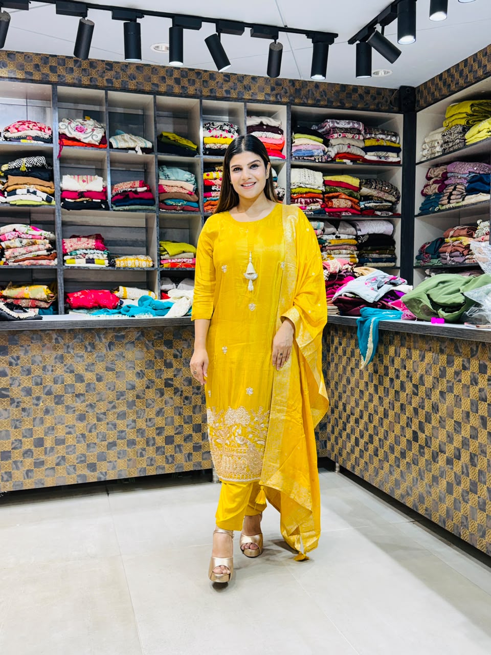 Yellow crepe suit
