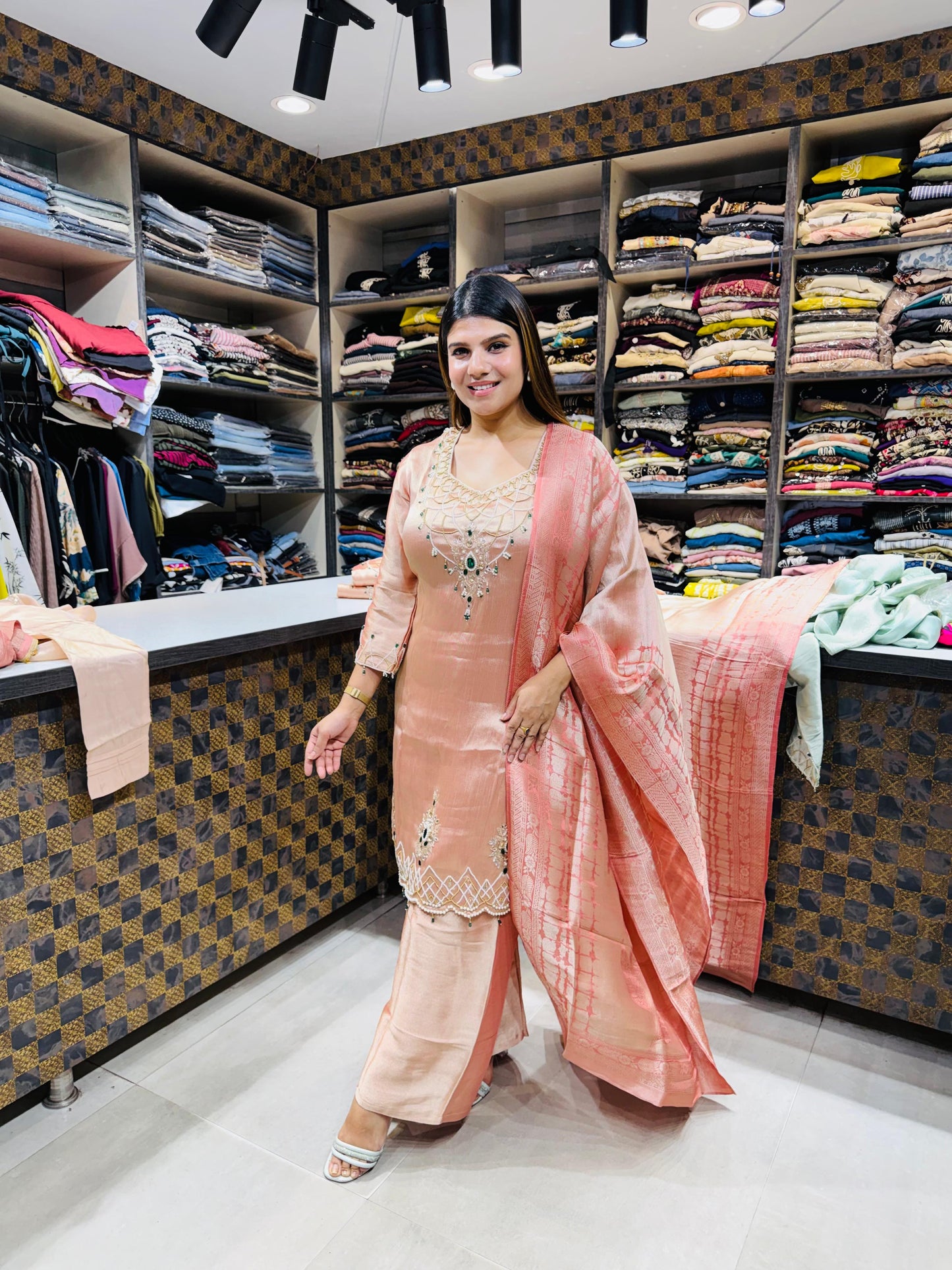 Prach Jewellery Work Suit