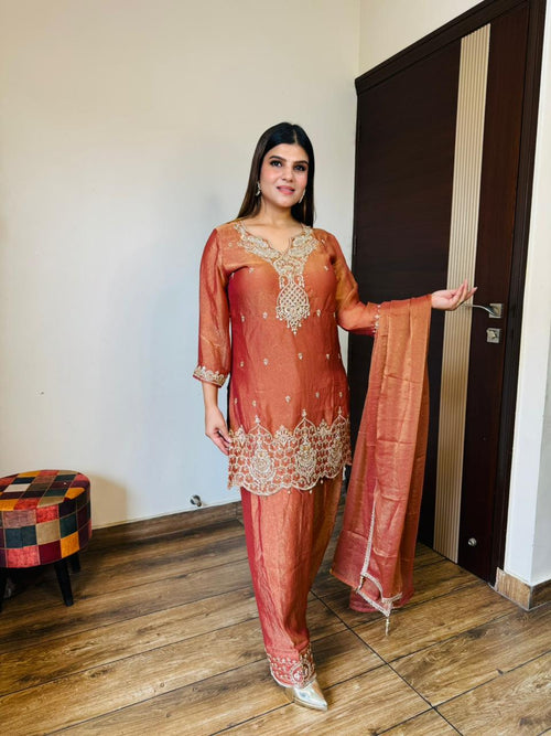 Salsa handwork Suit