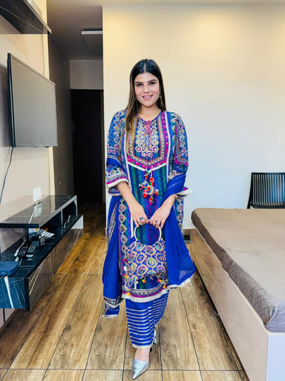 Crepe Ethnic Geometric Print