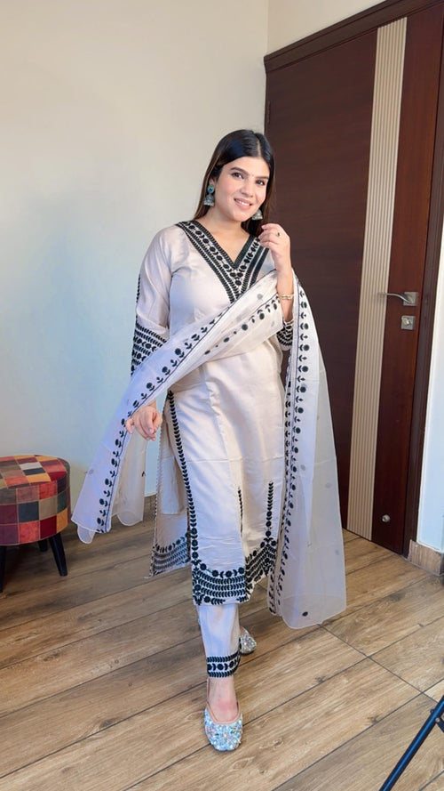Roman Silk Embroidery Suit