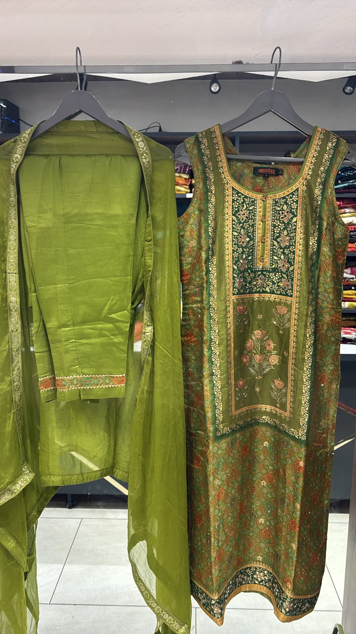 Dola Silk- 3pc Suit