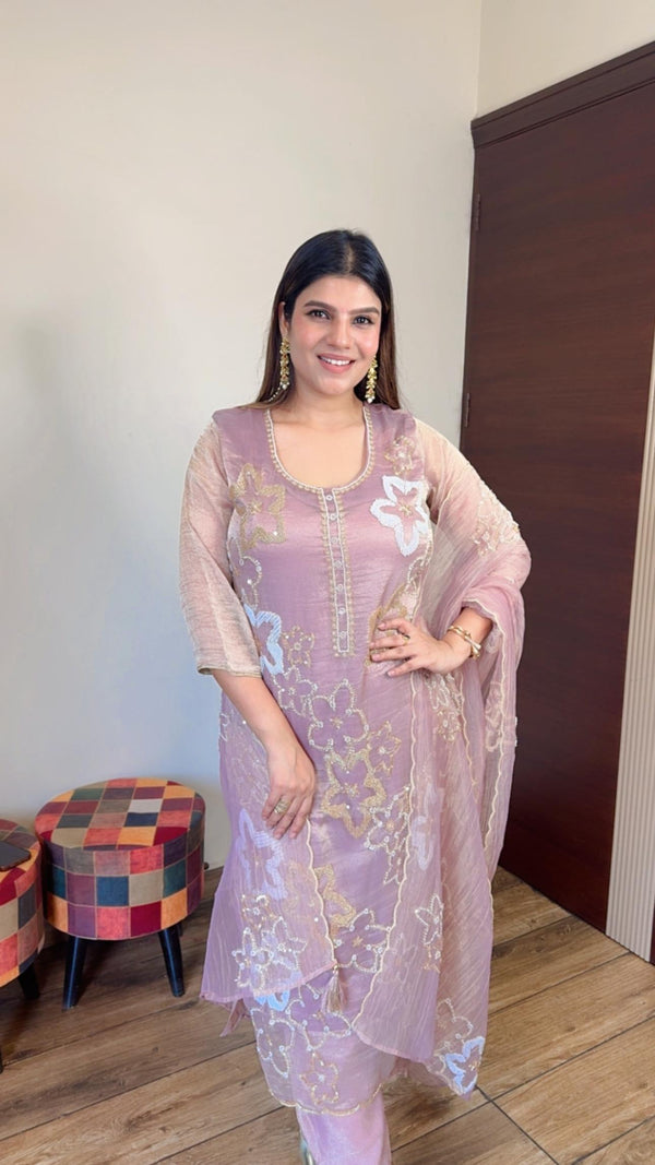 Salsa Handwork Suit