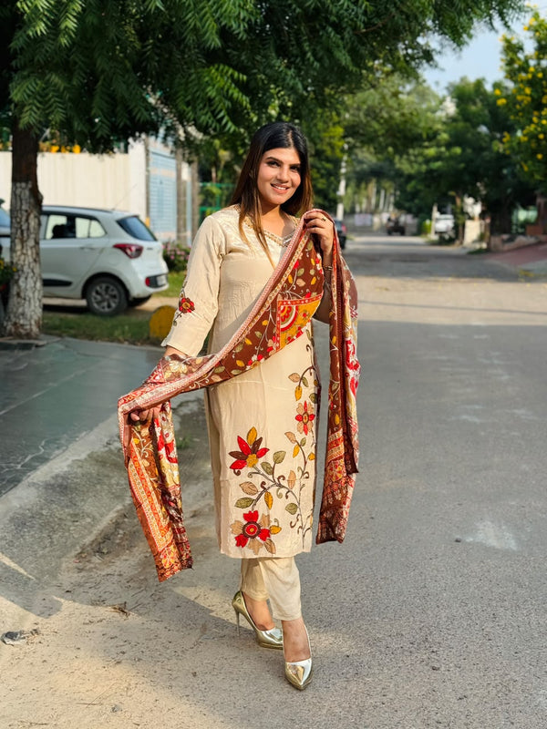 Aisha- Crepe Floral Handwork Suit