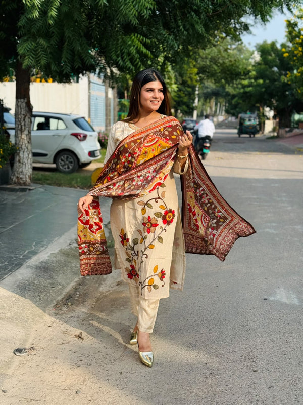 Aisha- Crepe Floral Handwork Suit
