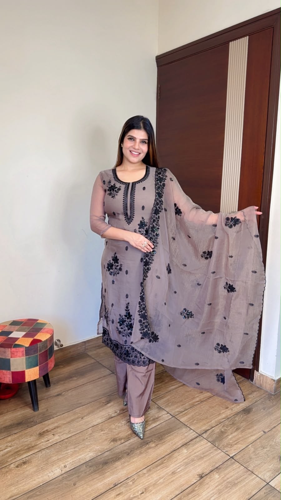 Mahira- Organza Embroidery Suit