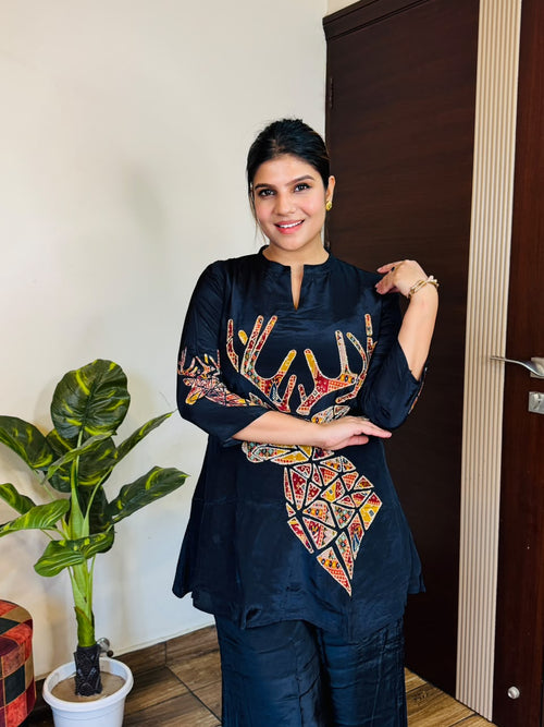 Amani- Crepe Embroidery Coordset