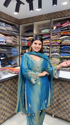 Mayra- Crush Tissue Farshi Suit