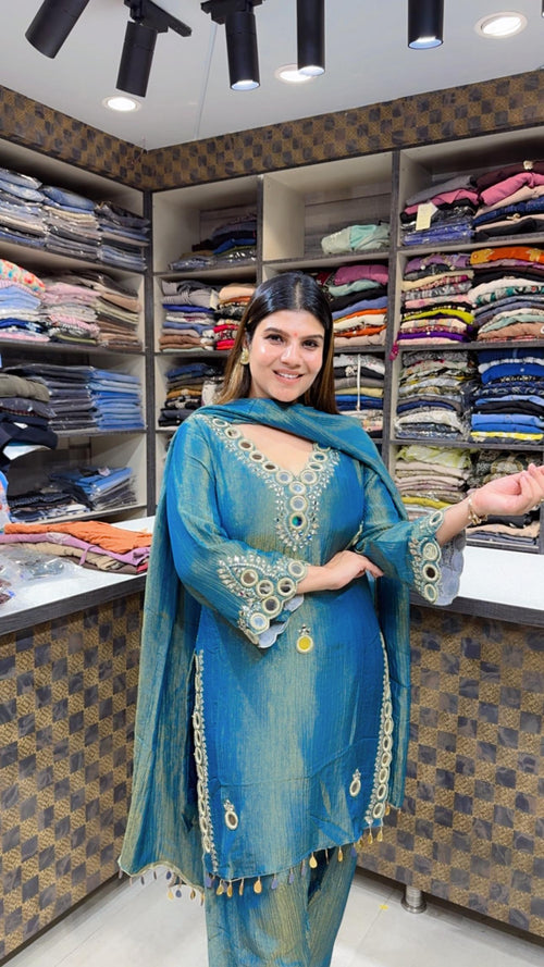 Mayra- Crush Tissue Farshi Suit
