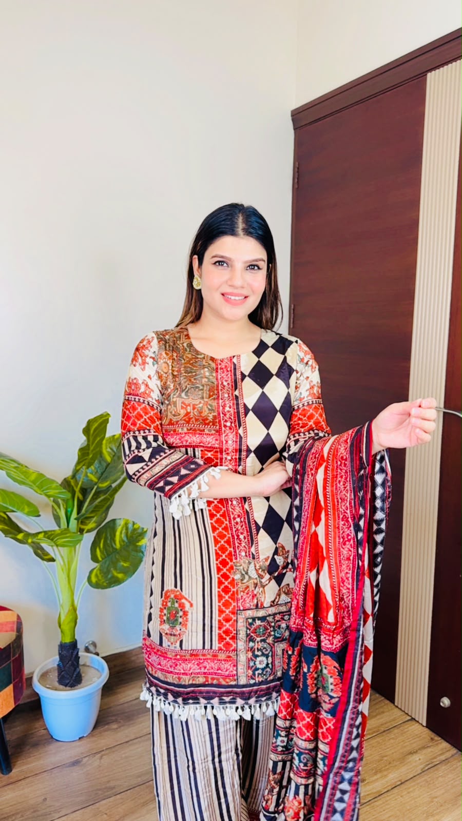 Jasmine- Crepe Farshi Salwaar suit