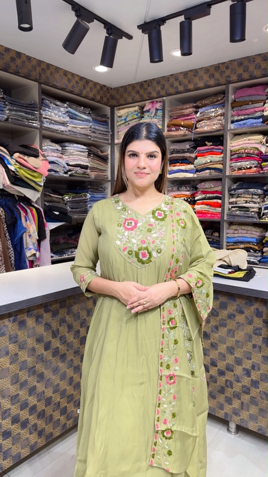 Himani- Anarkali Floral Embroidery Suit