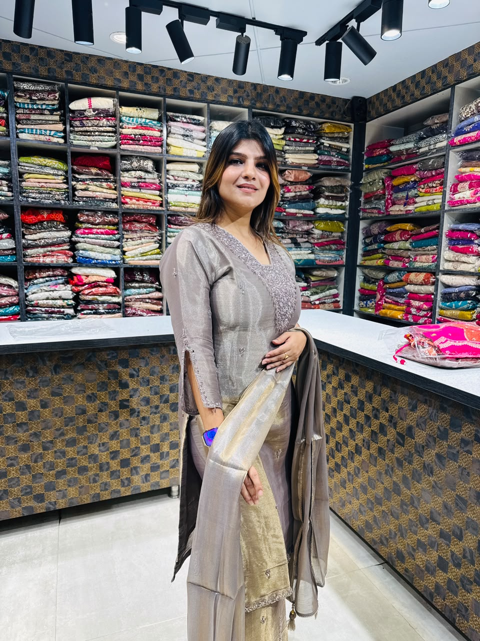Shabnam- Giraffe Double shade Suit