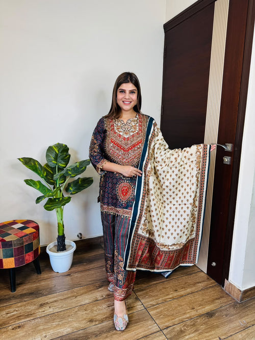 Maya- Crepe 3pc Suit
