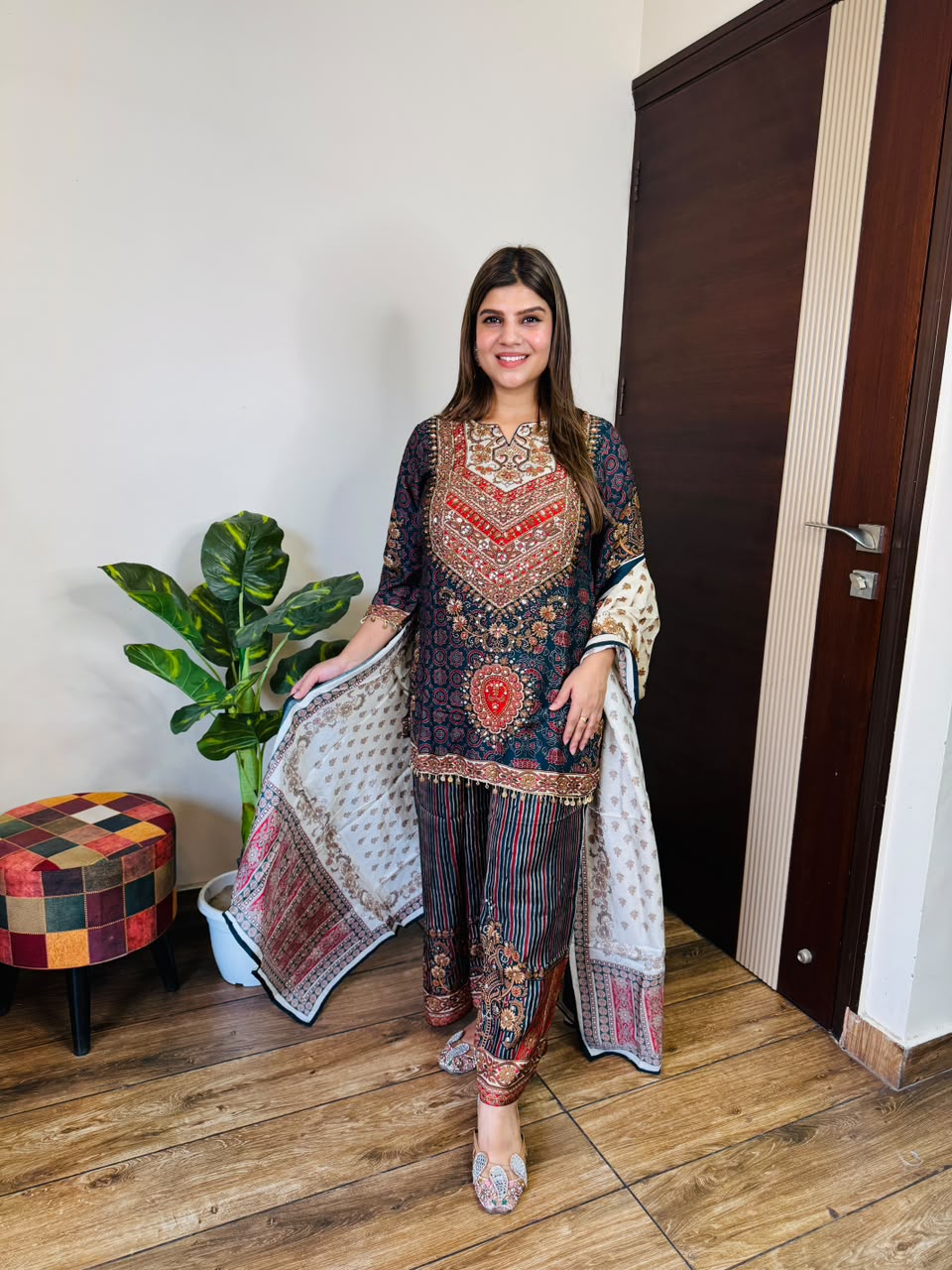 Maya- Crepe 3pc Suit