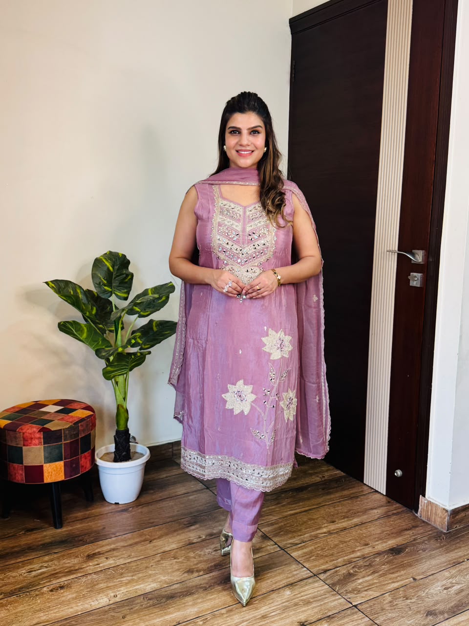 Mamta- Chinon Mirrorwork 3pc Suit