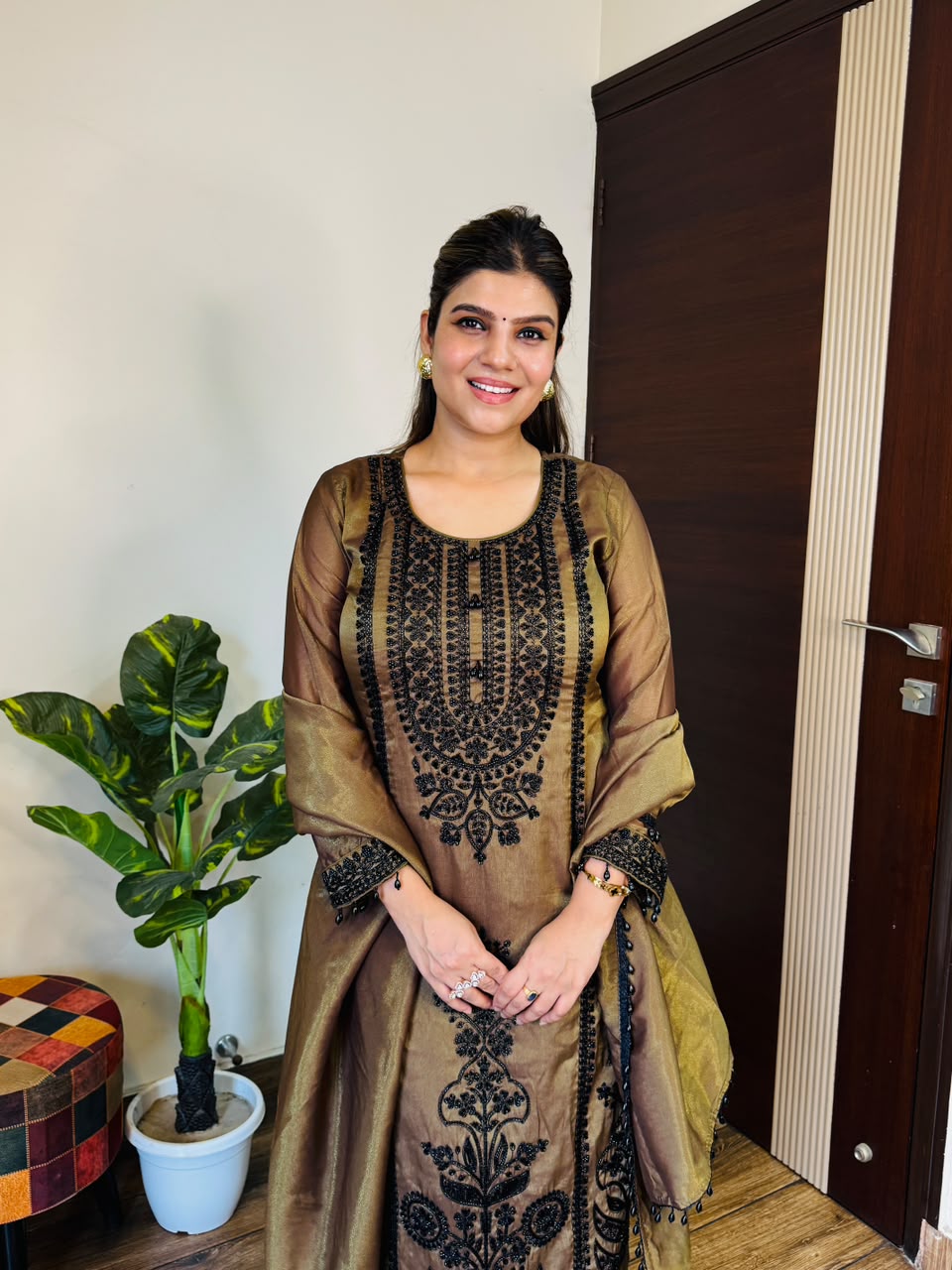 Sukhi- Glass Organza Embroidery Suit
