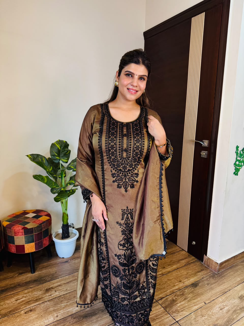 Sukhi- Glass Organza Embroidery Suit
