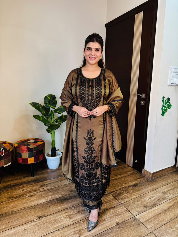 Sukhi- Glass Organza Embroidery Suit