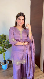 Manya- Crepe 3pc Suit