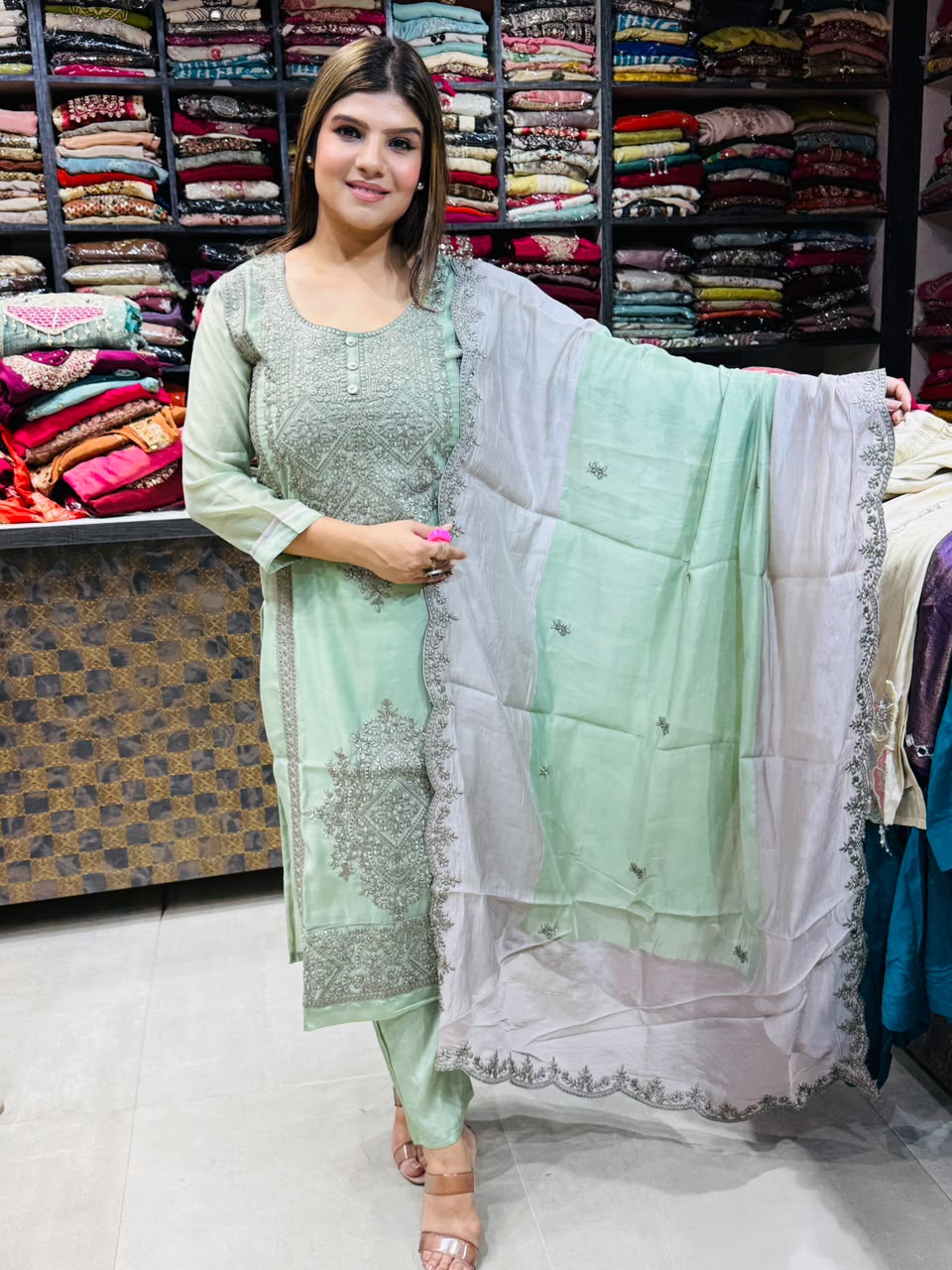 Diya- Roman Silk Embroidery Suit