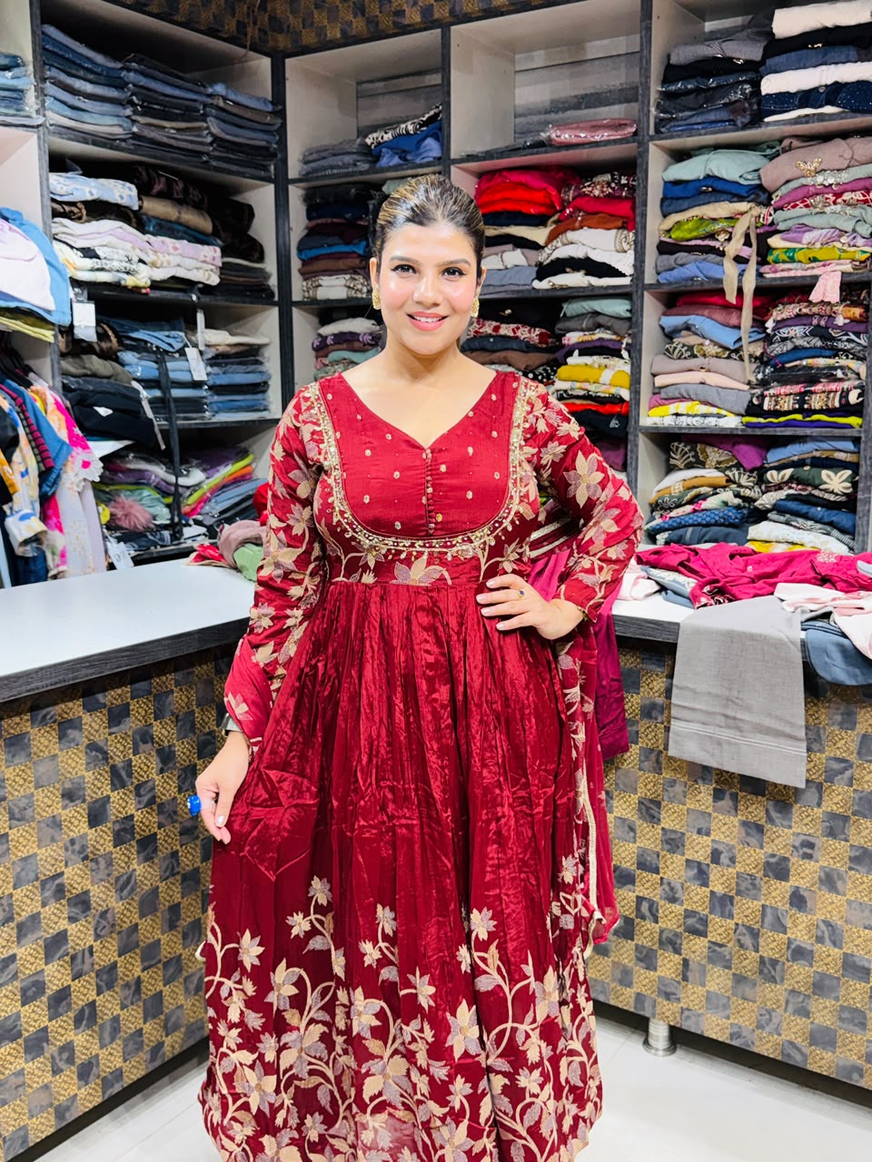 Aisha- Beautiful Chinon Anarkali