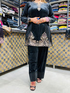 Raeesa- Velvet Antique Embroidery 2pc set