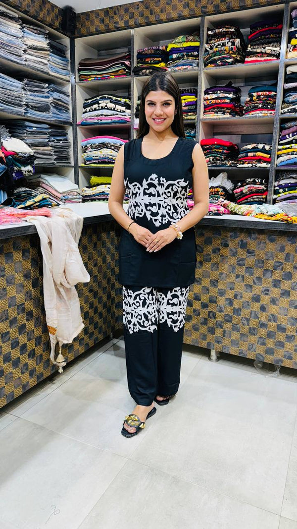 Raveena Black – Cotton Cool Elegance
